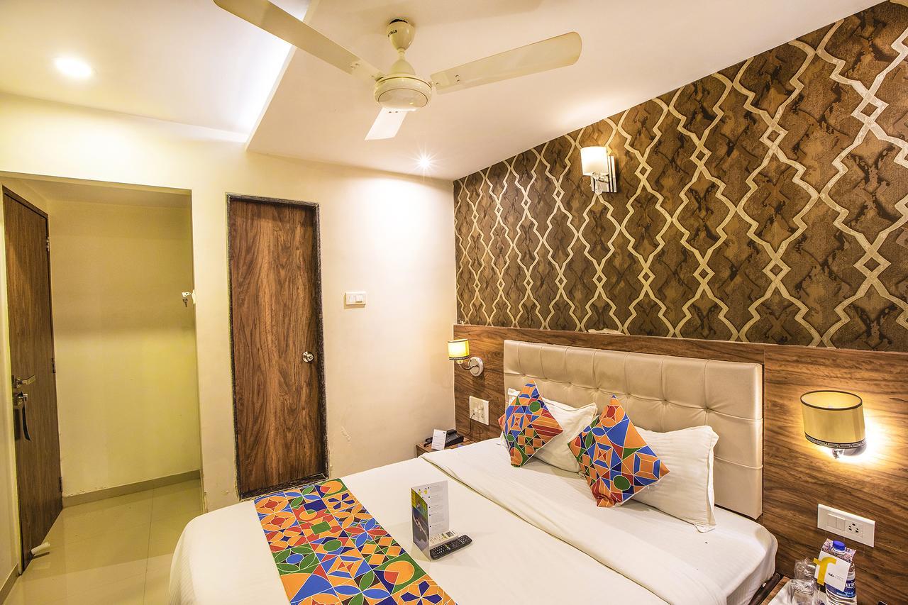 Hygienic Hotel Liberty Plaza Mumbai Exterior foto