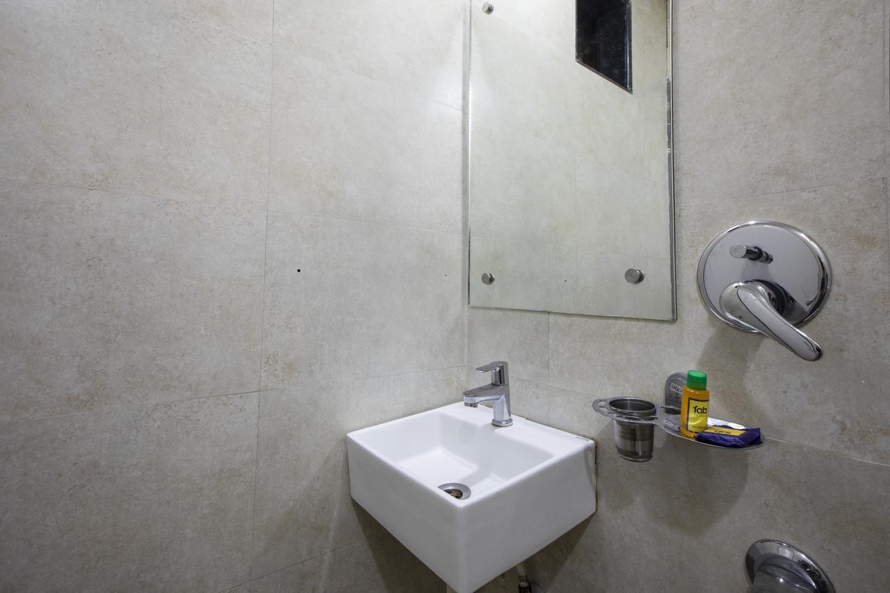 Hygienic Hotel Liberty Plaza Mumbai Exterior foto